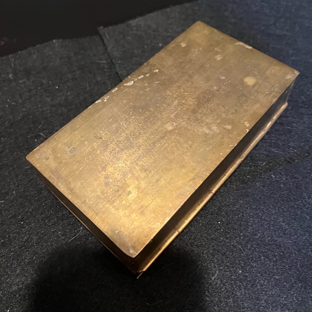 Vintage Metal Box / Money Box - Picture 9 of 16
